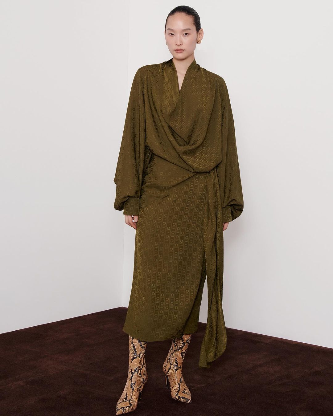 FERRAGAMO | RESORT 25 | YOONMI | Select Milano | Select Model
